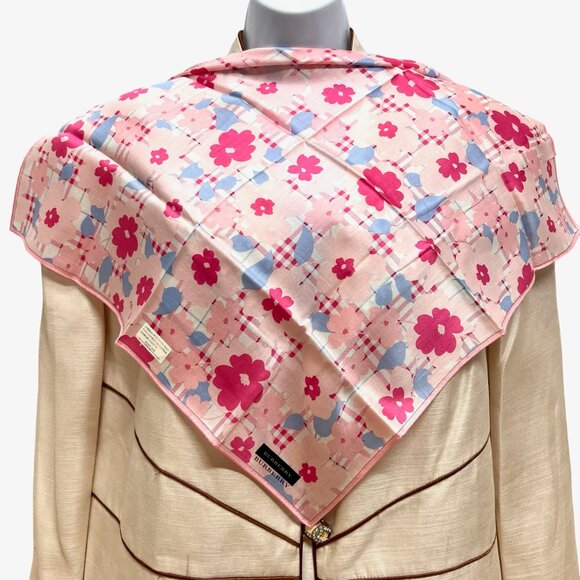 New Burberry Miniscarf/handkerchief 19. 5"cotton/silkpink blue floral check (32) - Picture 10 of 12